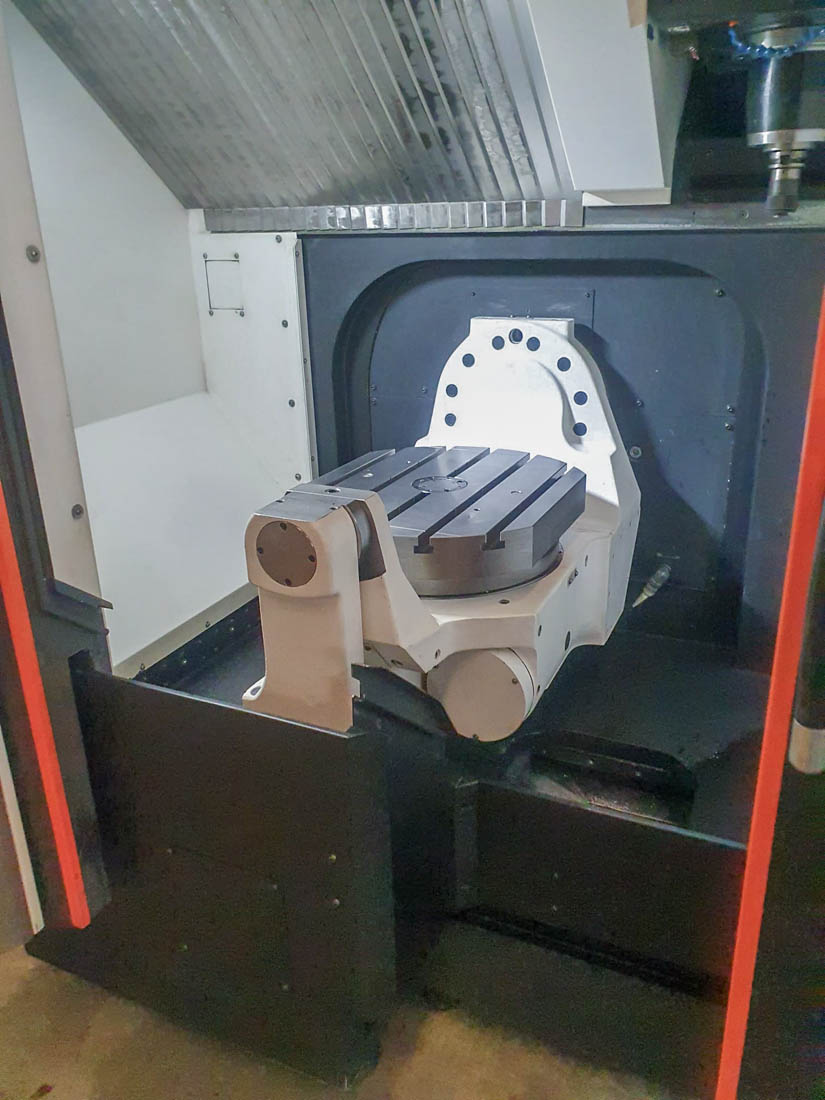 HMC-Bearbeitungszentrum aus einer Automotive-Powertrain-Linie